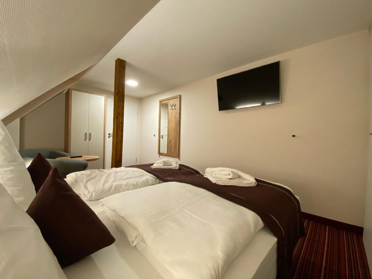 Familienhotel "Rhoen Feeling" Bernshausen Buitenkant foto