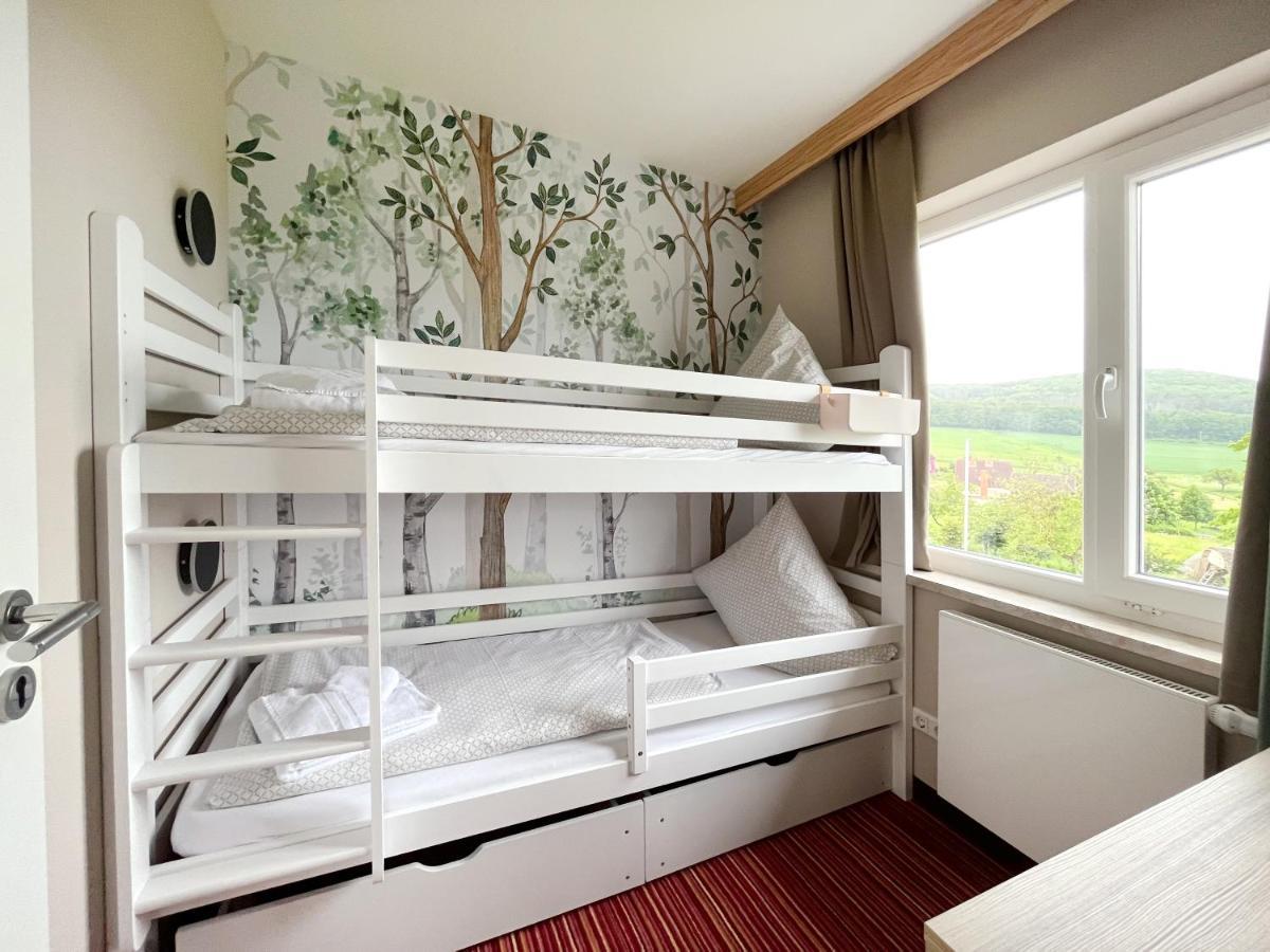 Familienhotel "Rhoen Feeling" Bernshausen Buitenkant foto