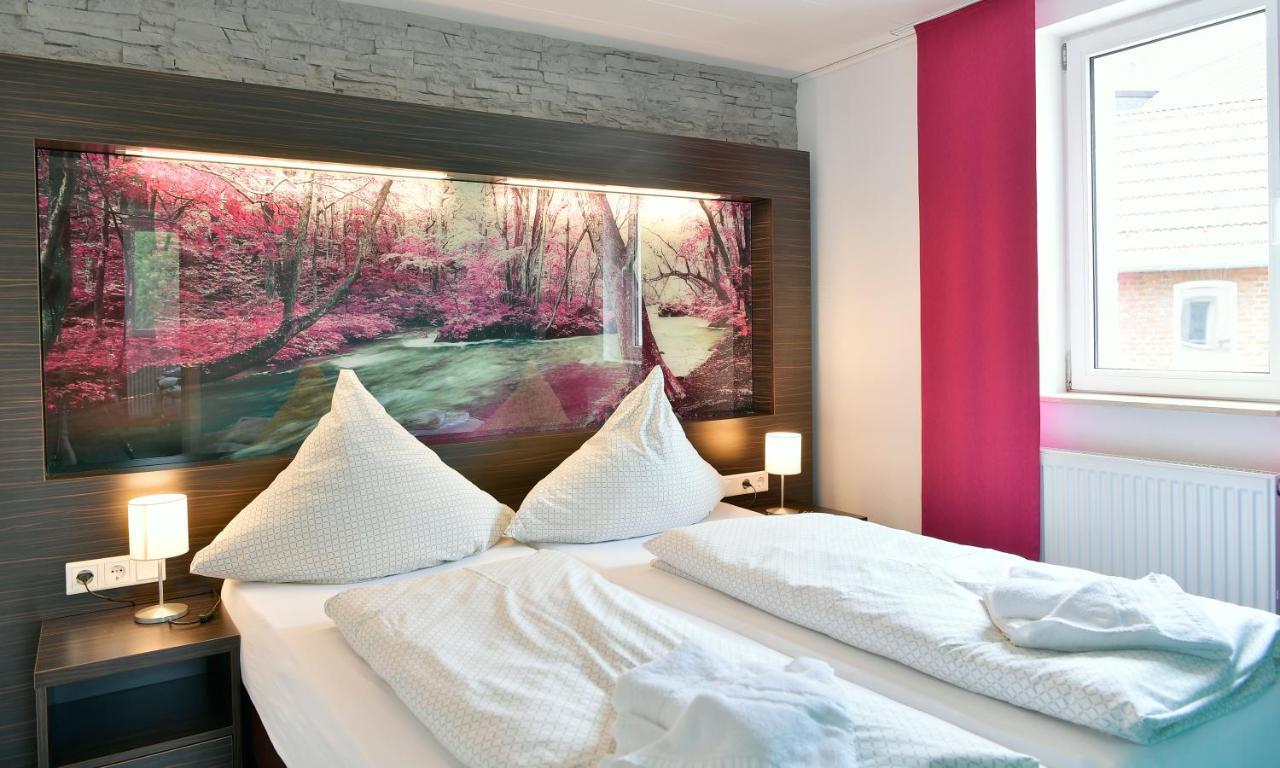 Familienhotel "Rhoen Feeling" Bernshausen Buitenkant foto