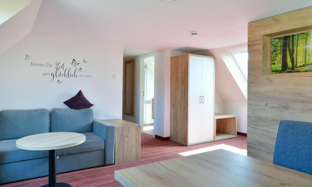 Familienhotel "Rhoen Feeling" Bernshausen Buitenkant foto
