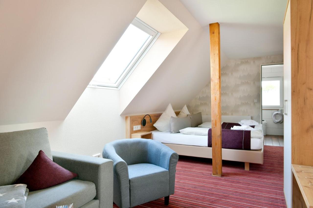 Familienhotel "Rhoen Feeling" Bernshausen Buitenkant foto