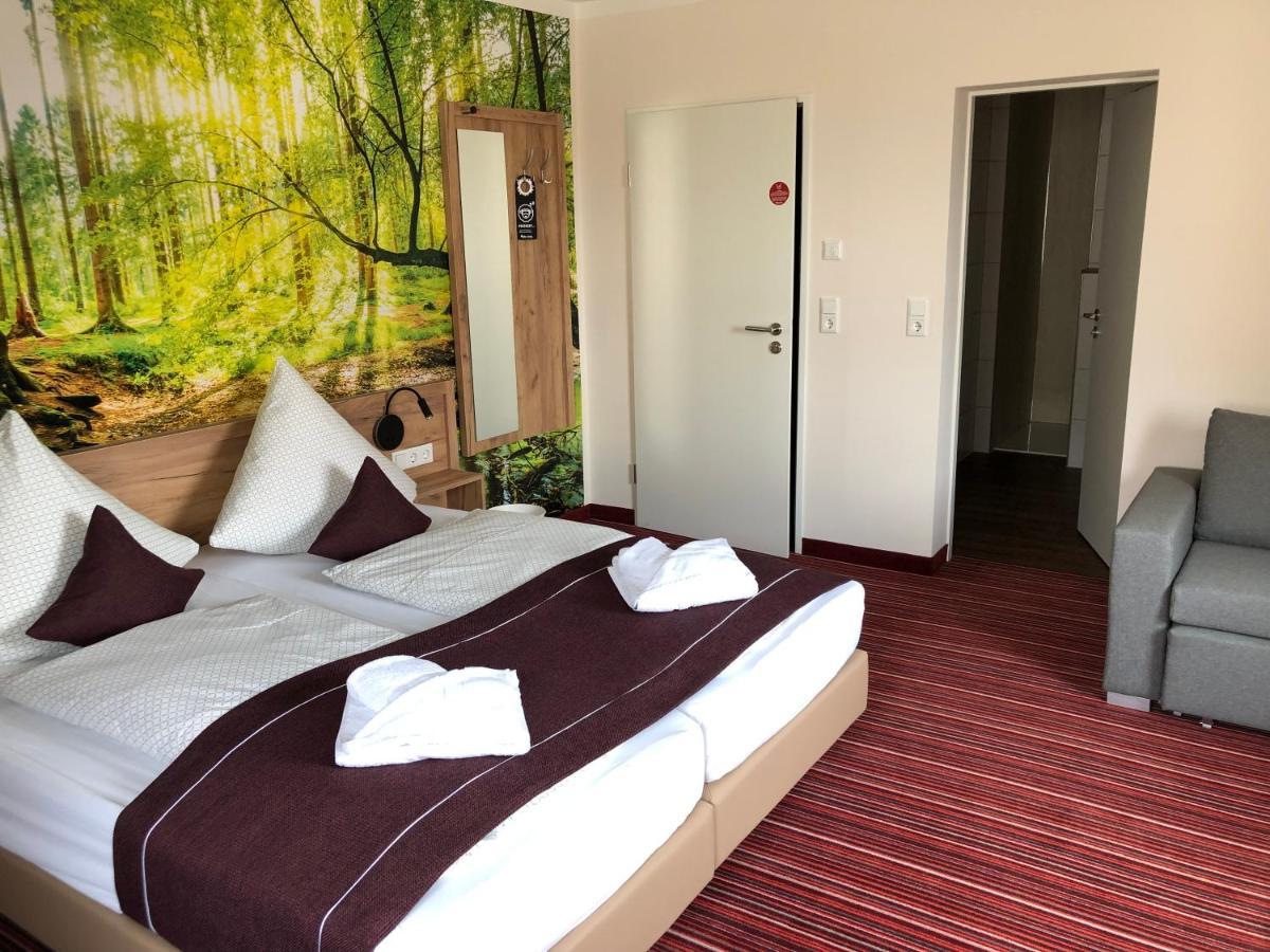 Familienhotel "Rhoen Feeling" Bernshausen Buitenkant foto